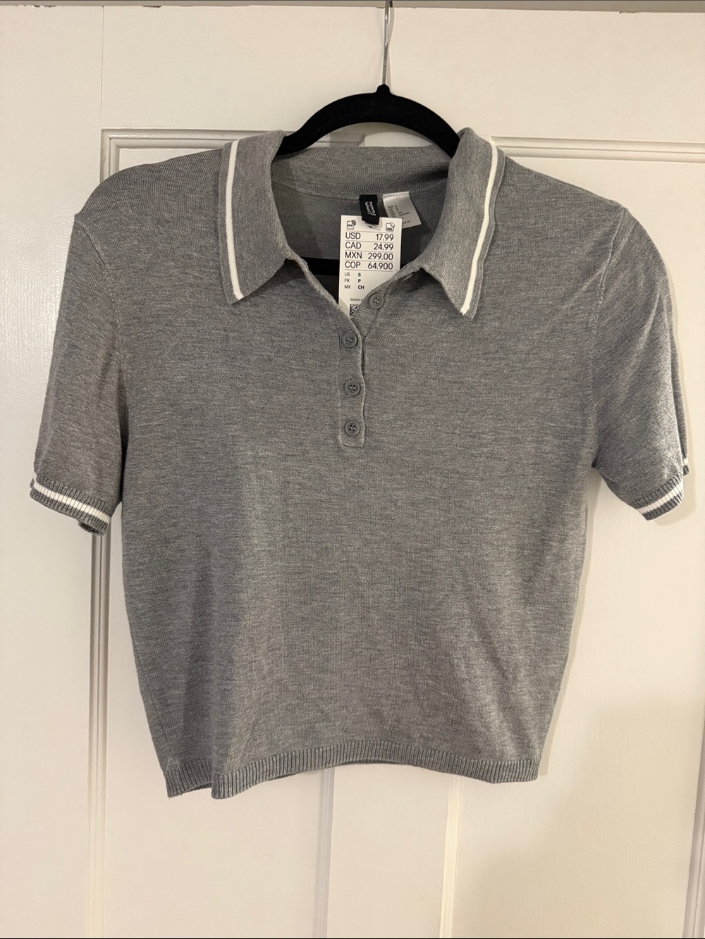 H&M Gray Short Sleeve Polo Knit Top with White Trim
